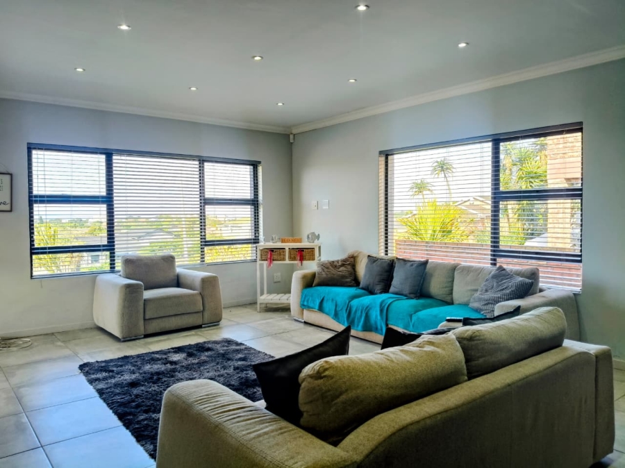 3 Bedroom Property for Sale in Aston Bay Eastern Cape
